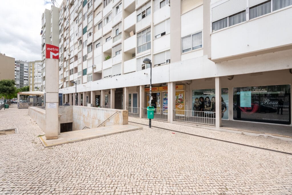 Apartamento T2 Alfornelos metro