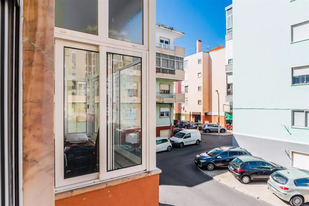 Apartamento T2 Pombais Odivelas 10